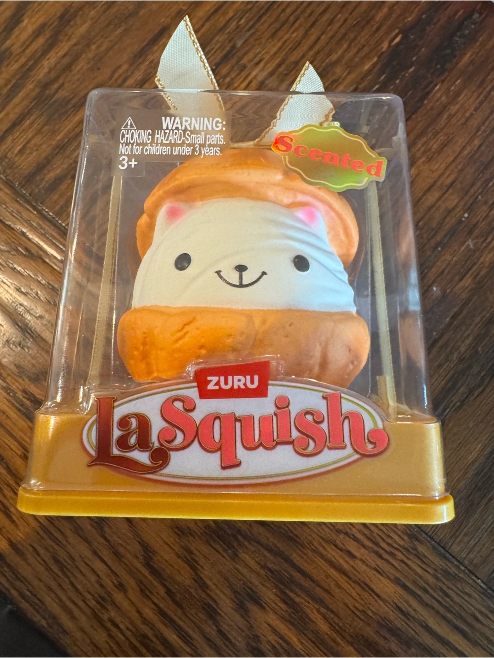 ZURU LaSquish Orange & White Scented Small Pets Squishy Toy